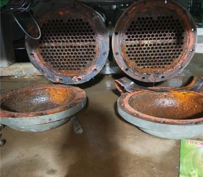 螺桿機(jī)冷凝器清洗 (16)