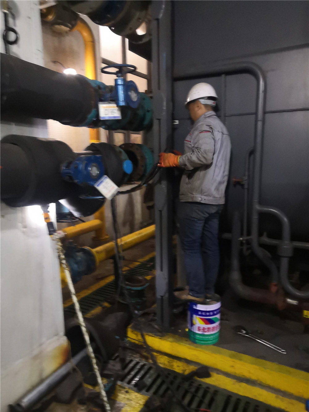 溴化鋰機組維修 (2)